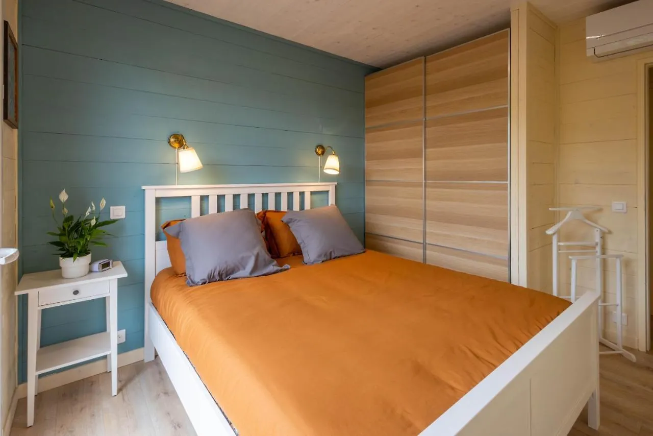 L'Oliveraie Saint-Saturnin-les-Apt 0*,