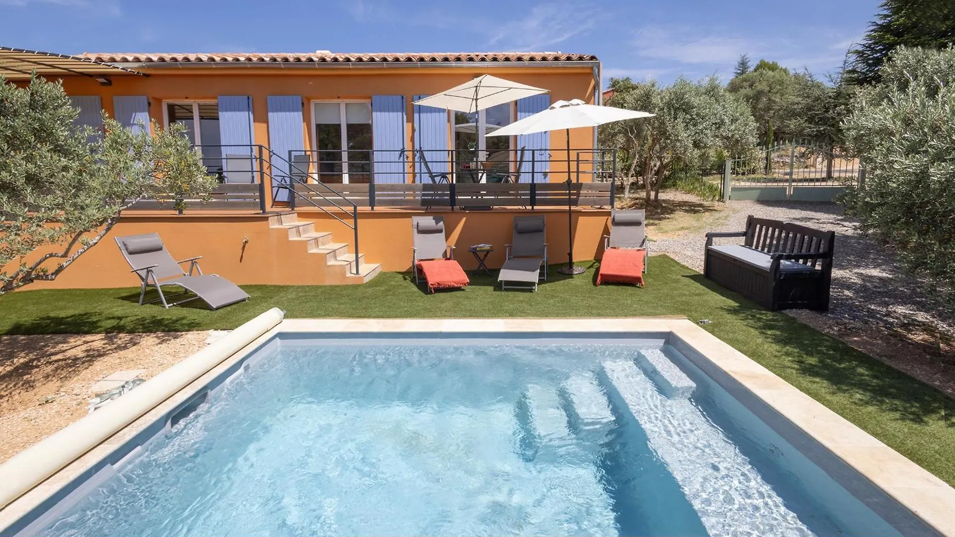 Holiday home L'Oliveraie Saint-Saturnin-les-Apt France